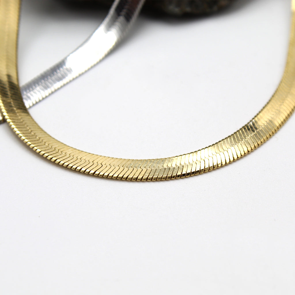 14k Gold 8mm Herringbone Chain 24 Inches | Sarraf.com